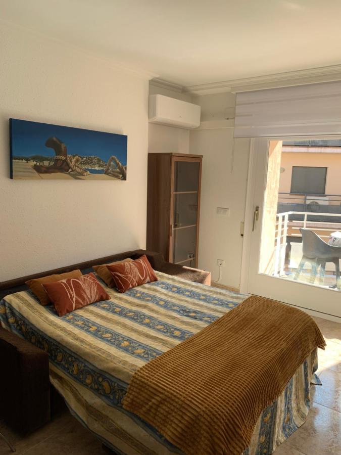 Acogedor Apartamento En Roses - 50M Playa - Wifi - Aire Acondicionado المظهر الخارجي الصورة