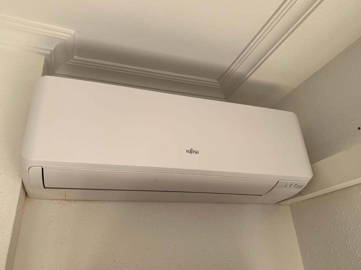 Acogedor Apartamento En Roses - 50M Playa - Wifi - Aire Acondicionado المظهر الخارجي الصورة